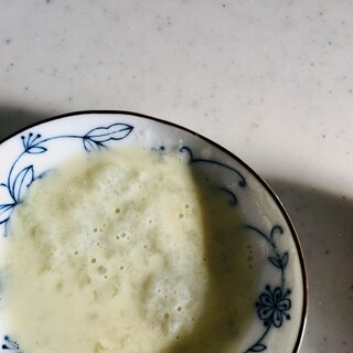 ⁑離乳食 モグモグ期⁑りんごすりおろし豆乳粥